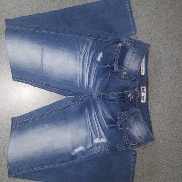 Dollhouse Roll-up skinny Capri (junior size 5) - Picture 1 of 2